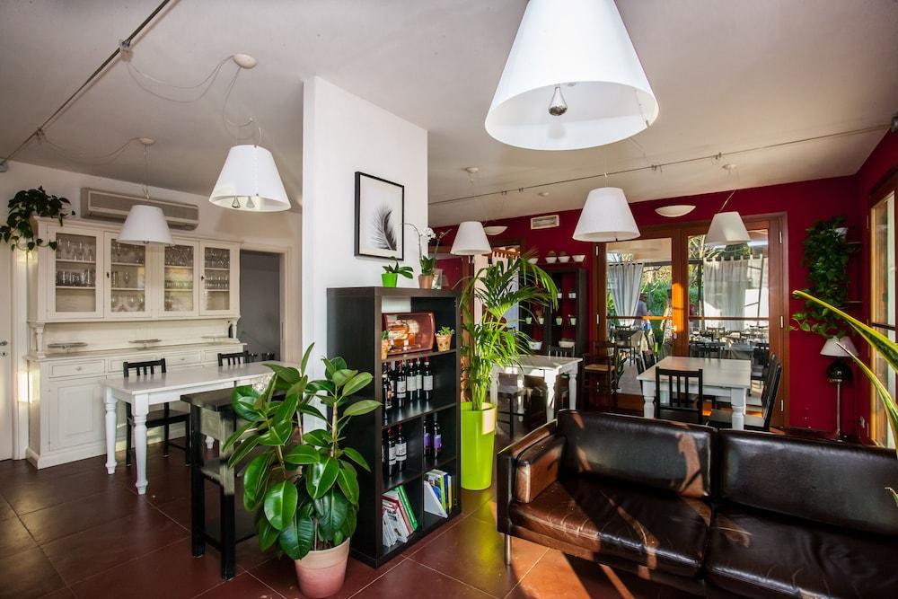 Hotel La Posta Di Torrenova Орбетелло Экстерьер фото