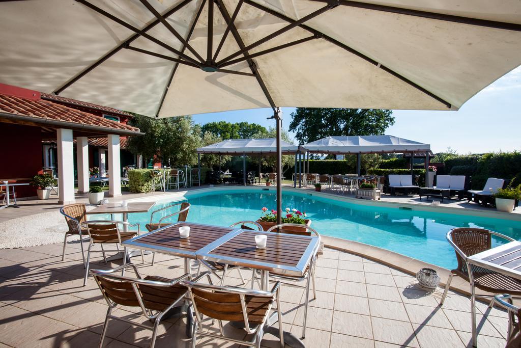 Hotel La Posta Di Torrenova Орбетелло Экстерьер фото