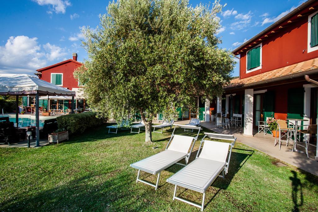 Hotel La Posta Di Torrenova Орбетелло Экстерьер фото